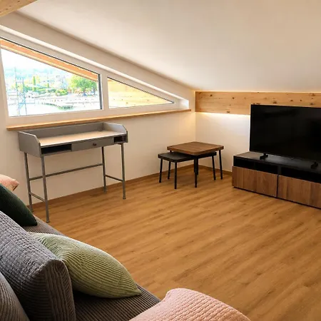 Hafenapartments Segelschule Mondsee